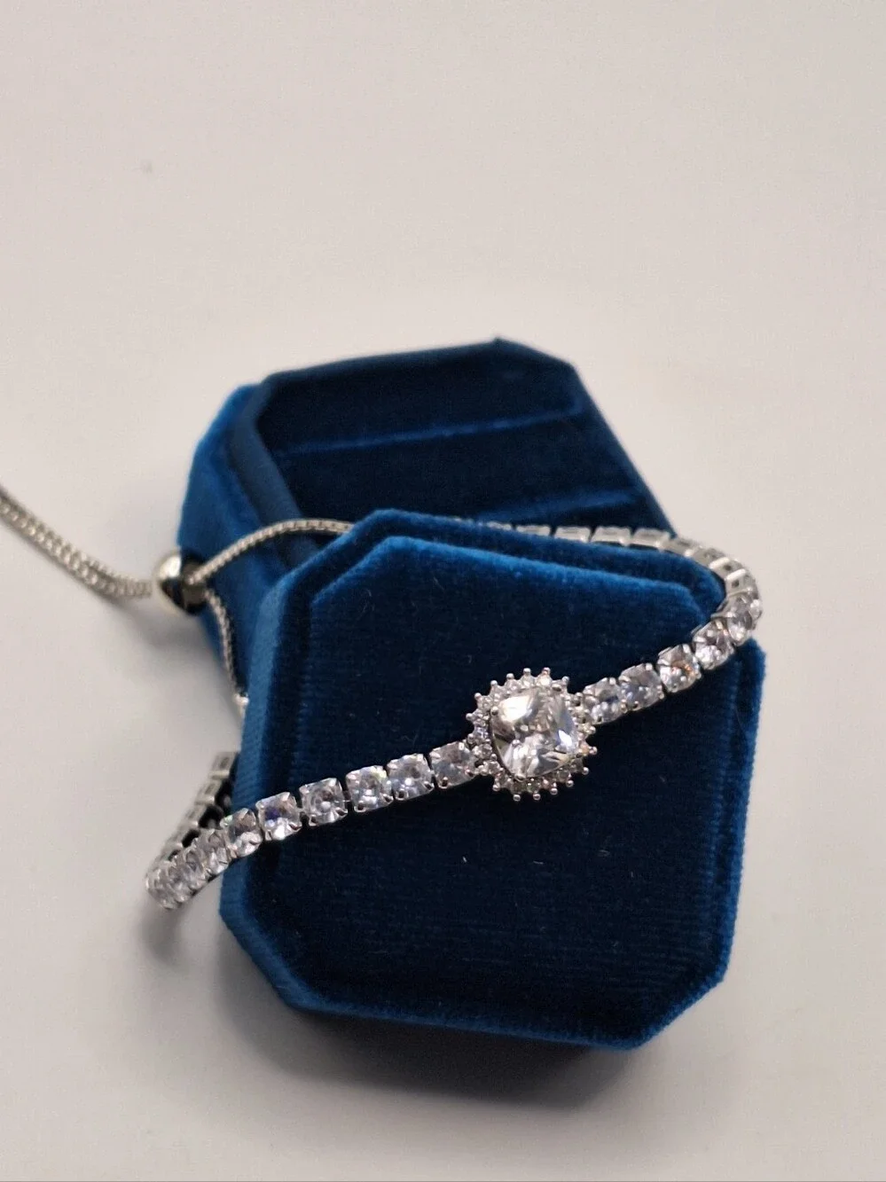 Swarovski NWT Clear Crystal Halo Tennis Bolo Slider Bracelet